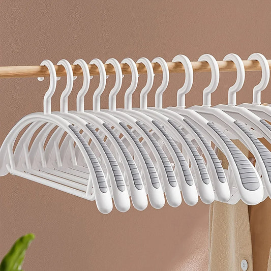 Wide Shoulder Non-Slip Plastic Clothes Hanger