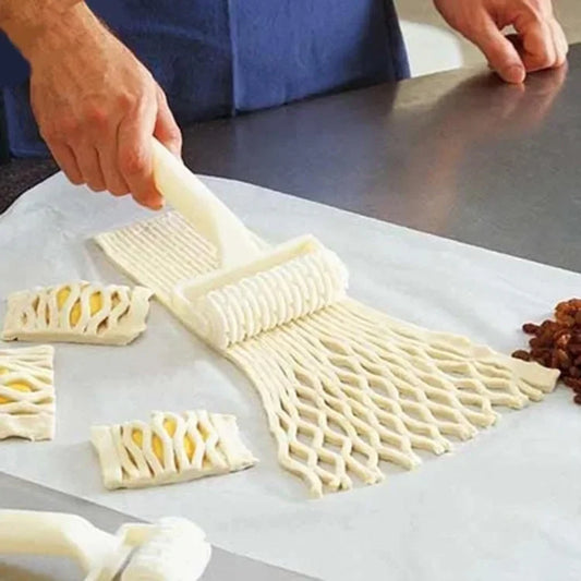 Plastic Lattice Roller Cutter – Pastry & Pizza Dough Net Maker