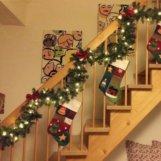 2.7M Christmas Garland with Lights – 5 Colors