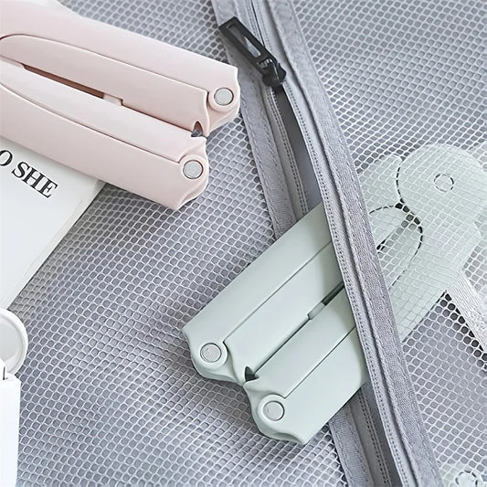 Travel Foldable Anti-Slip Hangers (1/3PCS)