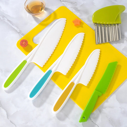 Kids Plastic Kitchen Knife & Cutting Board Set