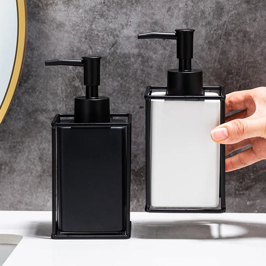 Ceramic Soap & Lotion Dispenser – Black/White