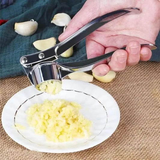 Multifunction Garlic Press – Anti-Skid Zinc Alloy Manual Garlic Crusher