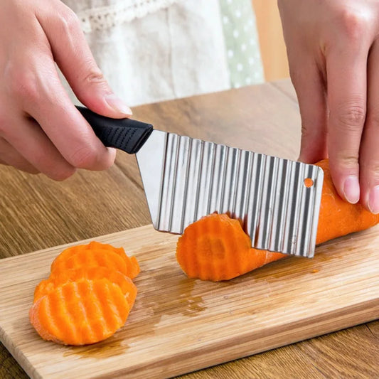 Stainless Steel Crinkle Cutter – Wavy Slicer for Fries & Veggies